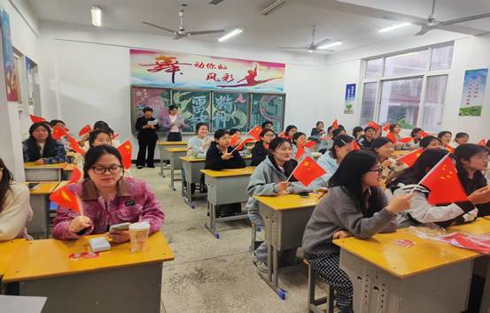 以歌传情，以声聚力 ——教育科学学院五四红歌合唱比赛初赛圆满落幕